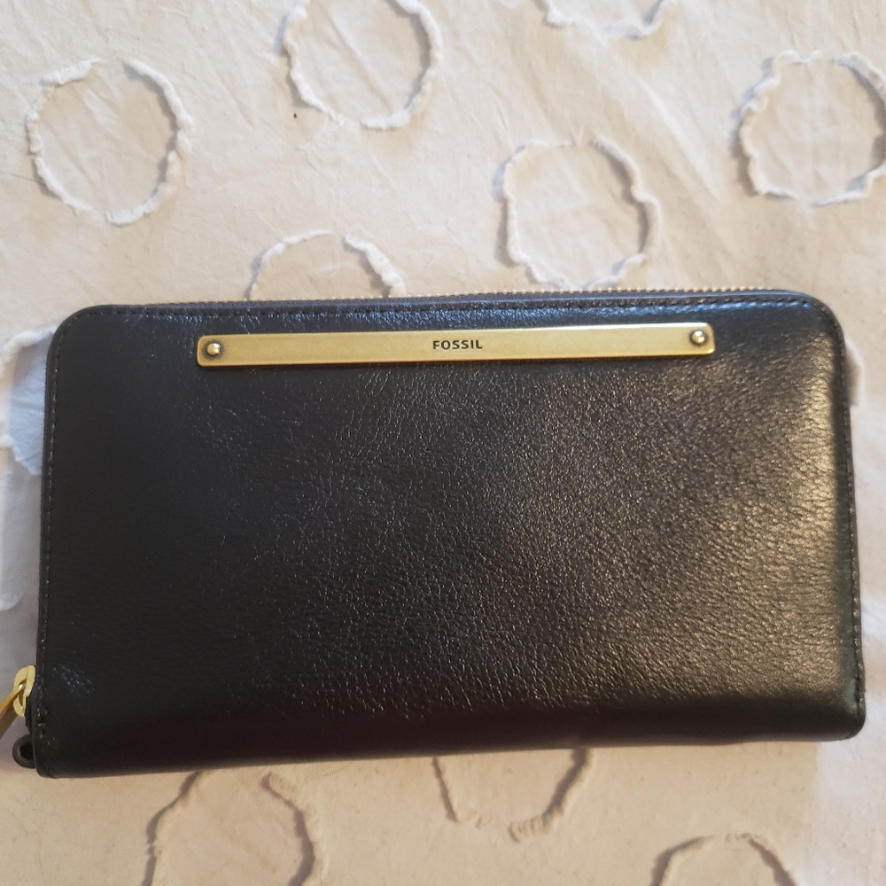 Fossil Wallet - Picture 5 of 5